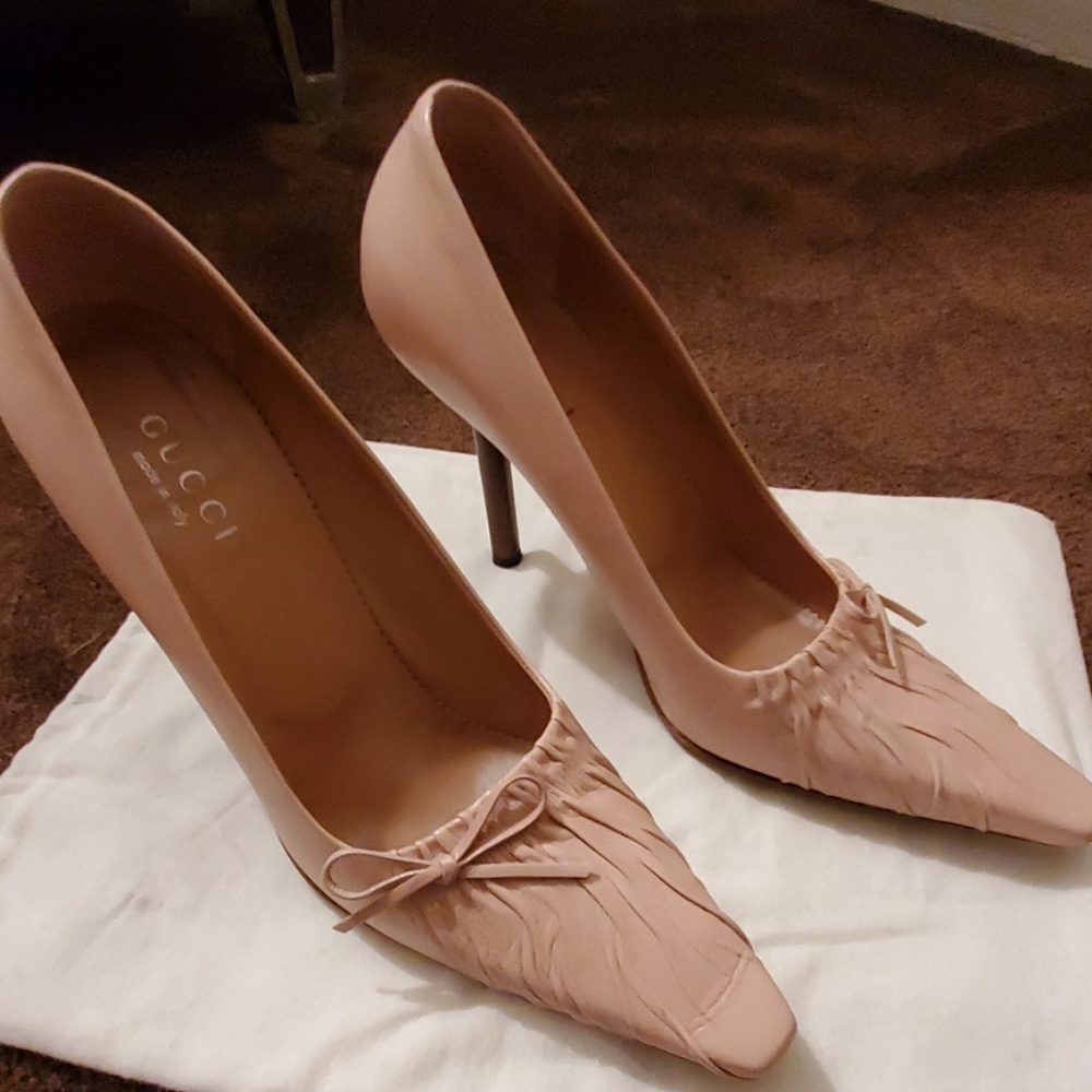 Gucci shoes